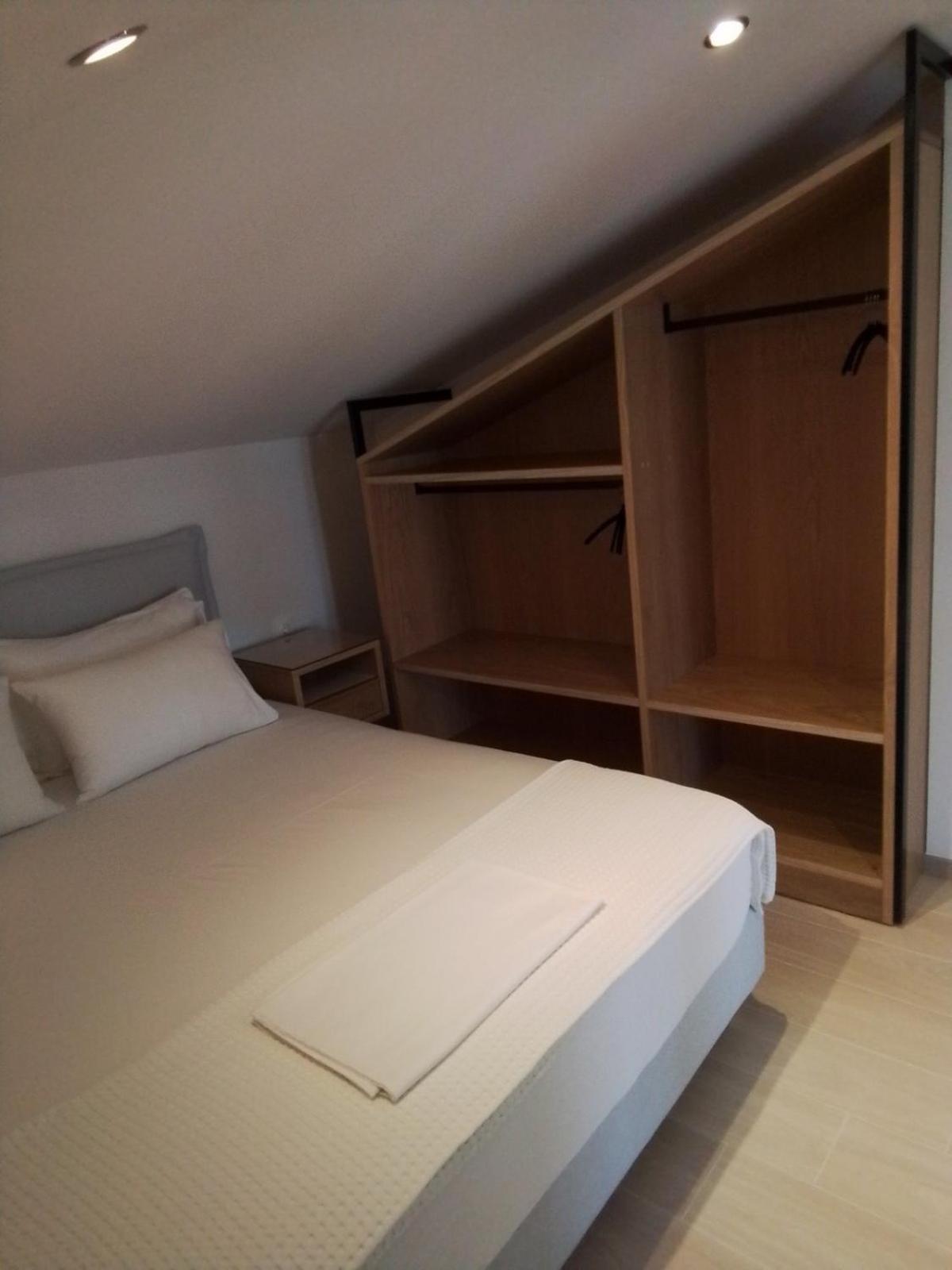 Kallikratia Suites 1 Nea Kallikrateia Quarto foto